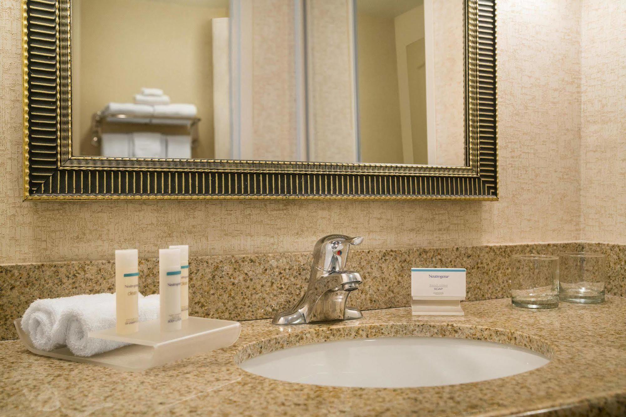 Homewood Suites By Hilton Hartford Downtown Bagian luar foto