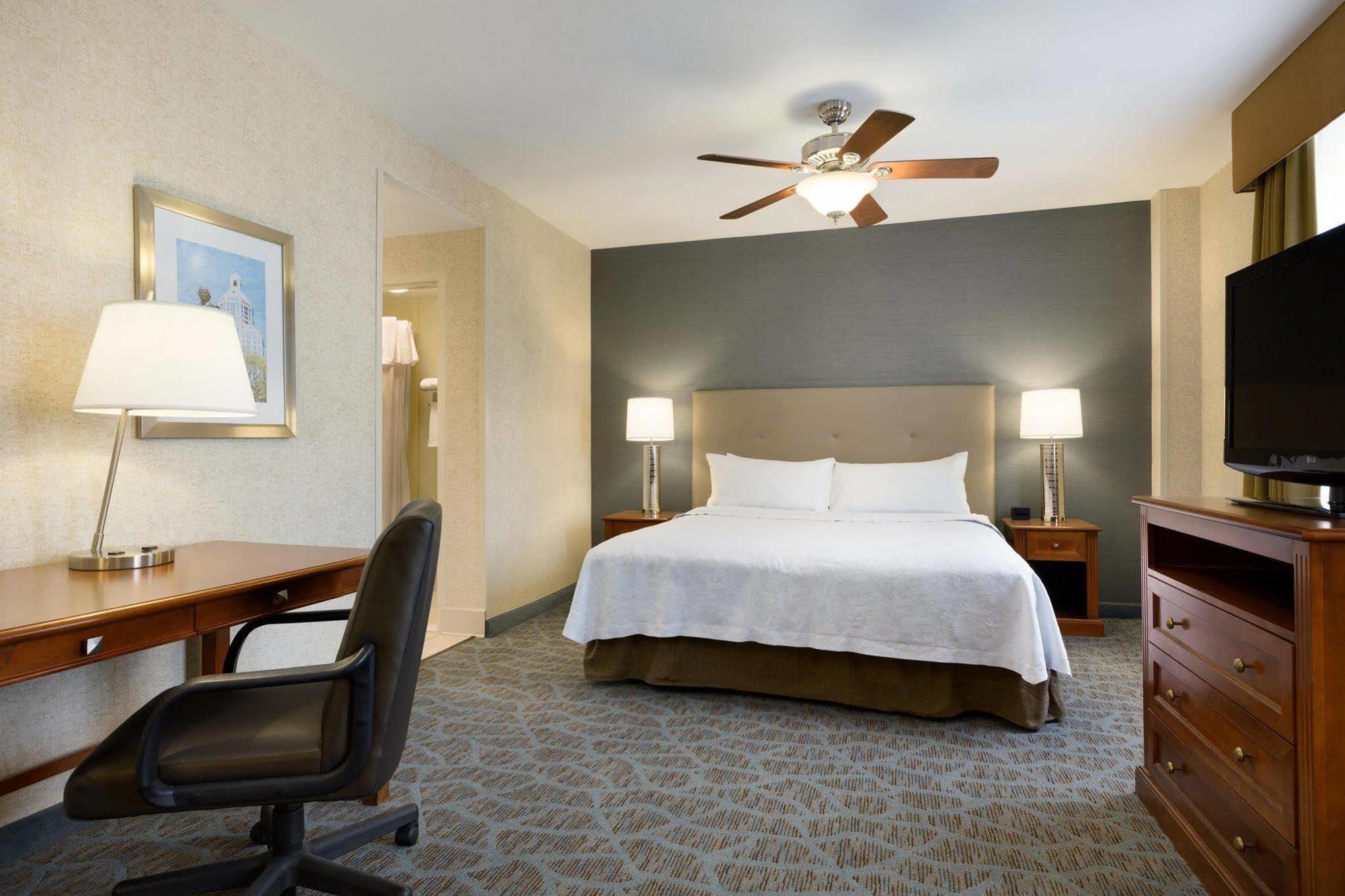 Homewood Suites By Hilton Hartford Downtown Bagian luar foto